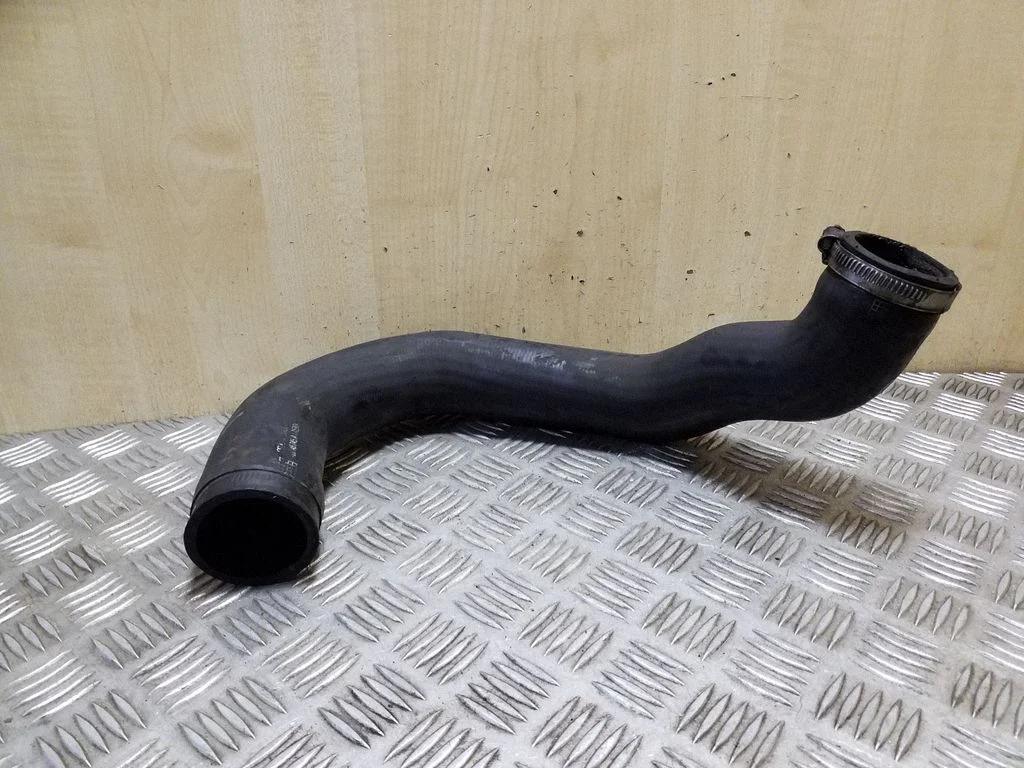 Intercooler hose/pipe 4B0145745A