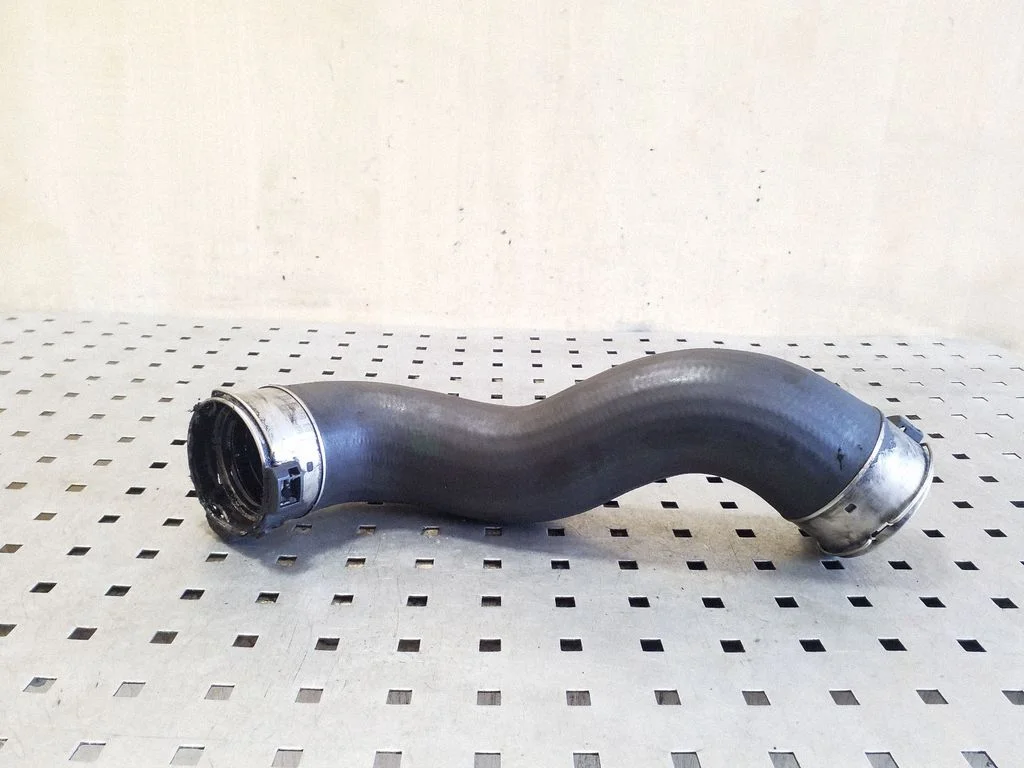 Wąż / rura intercoolera 11618506720