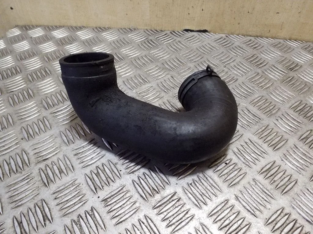 Intercooler hose/pipe 701145832