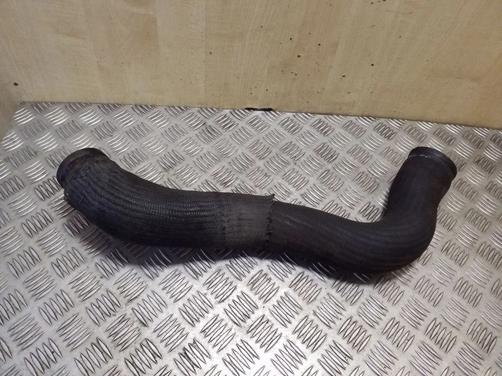 Wąż / rura intercoolera