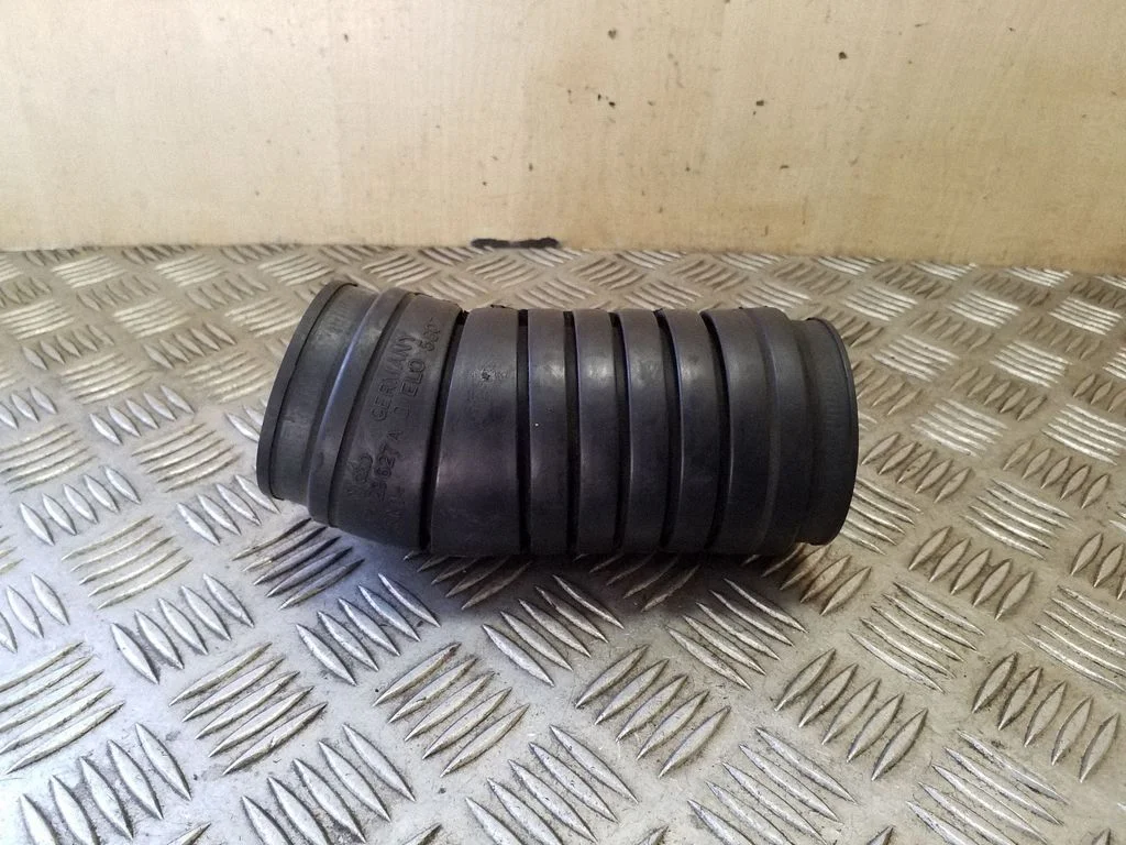 Intercooler hose/pipe 074129627A
