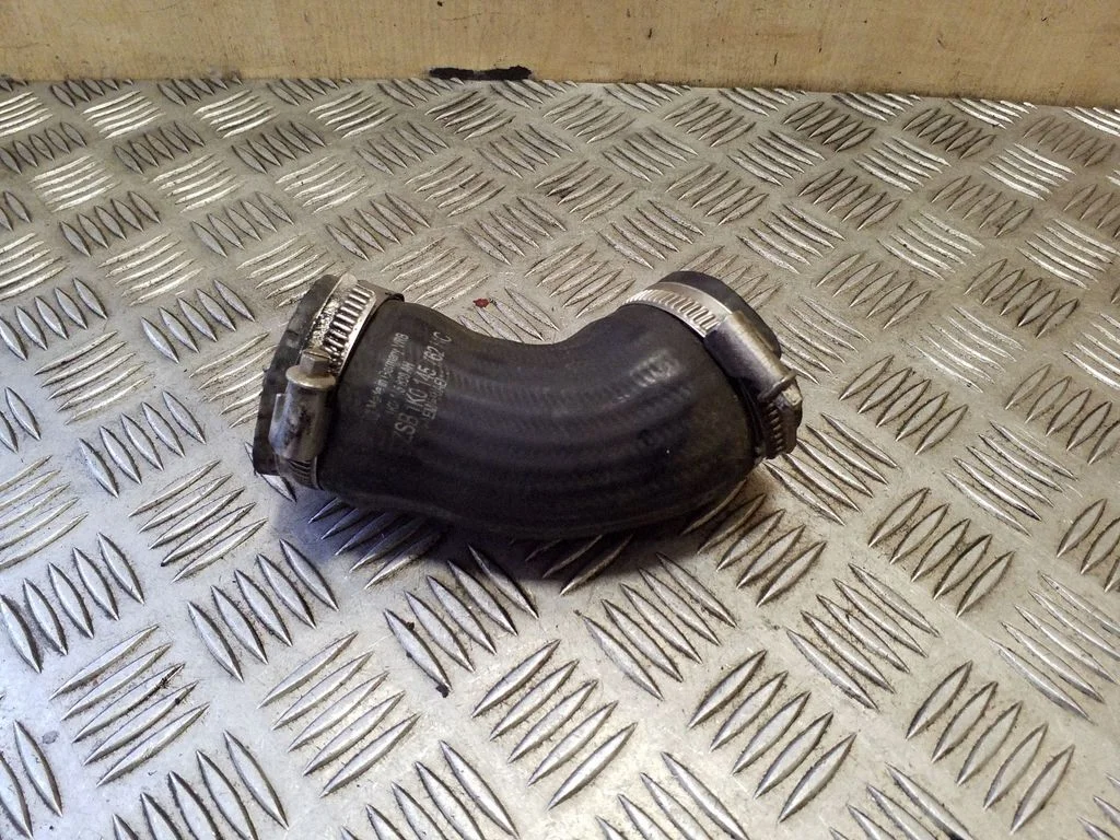 Intercooler hose/pipe 1K0145762HC