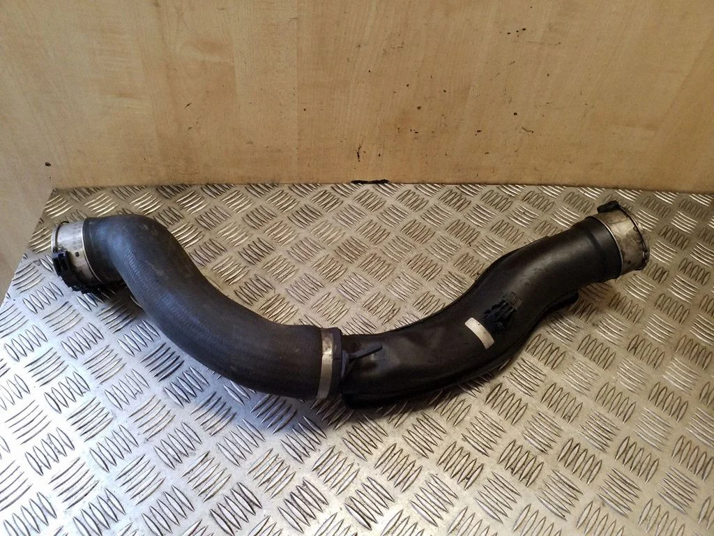 Intercooler hose/pipe 11617809834