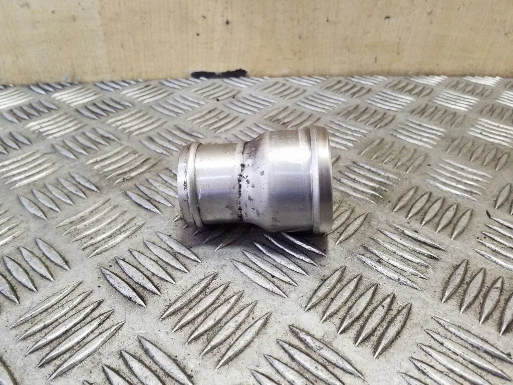 Intercooler hose/pipe