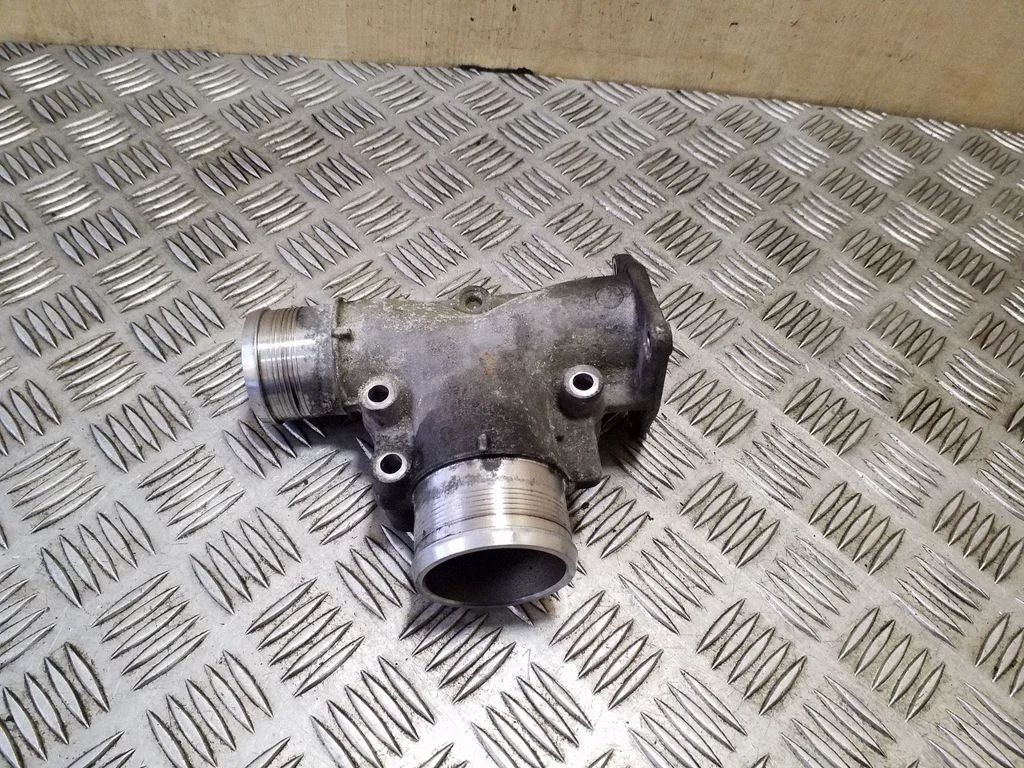 Intercooler hose/pipe