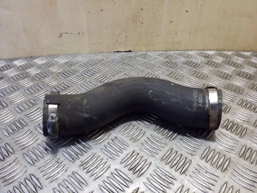Intercooler hose/pipe 282622F450