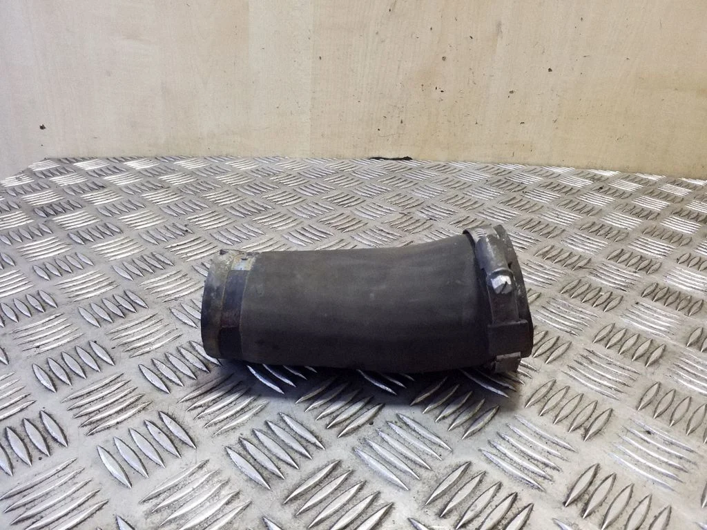 Intercooler hose/pipe 282642F451