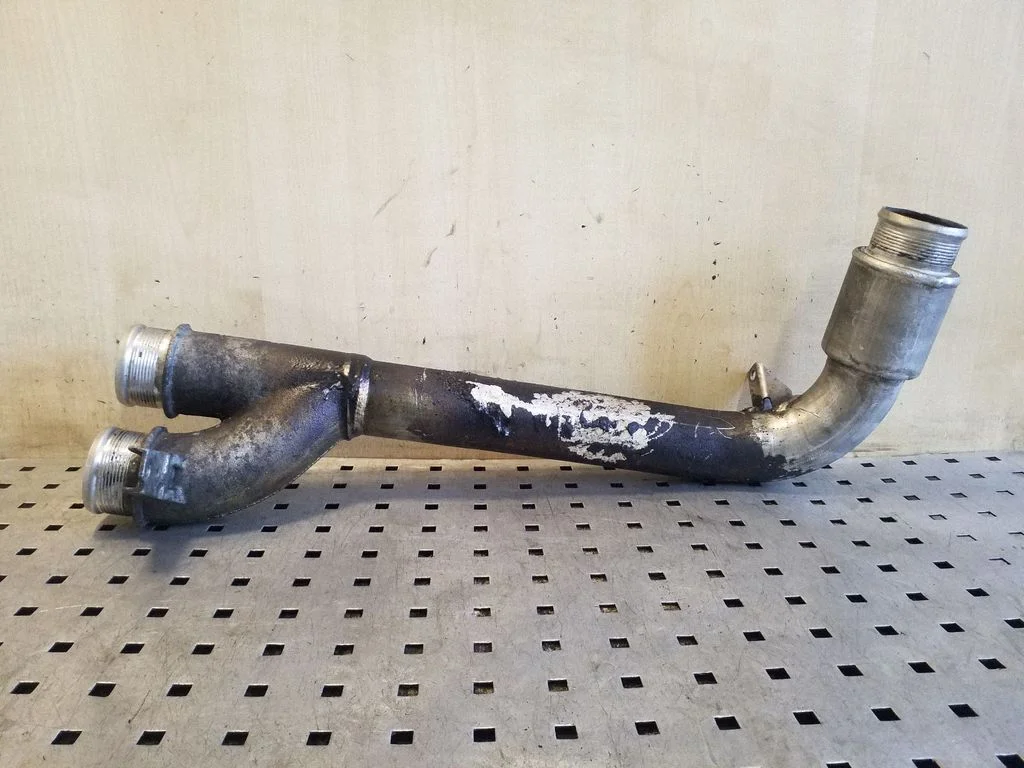 Intercooler hose/pipe