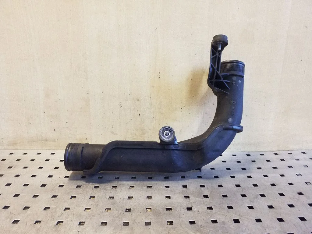 Intercooler hose/pipe 1K0145770AE