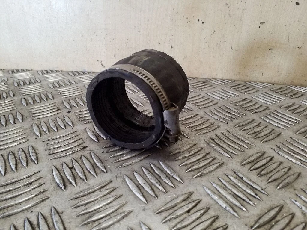 Intercooler hose/pipe 30677765