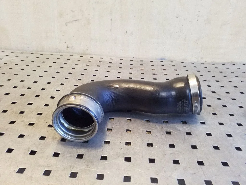 Intercooler hose/pipe 1K0145834AM