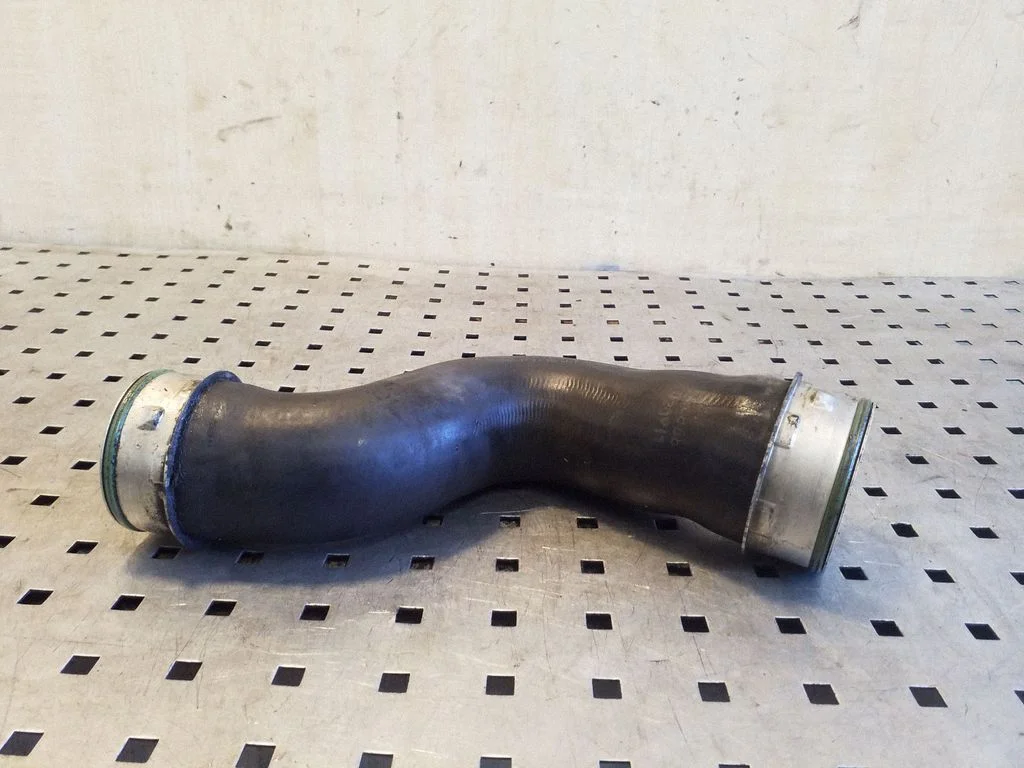 Intercooler hose/pipe 1K0145832J