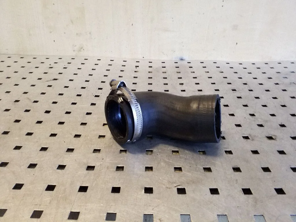 Intercooler hose/pipe 1K0145838AF