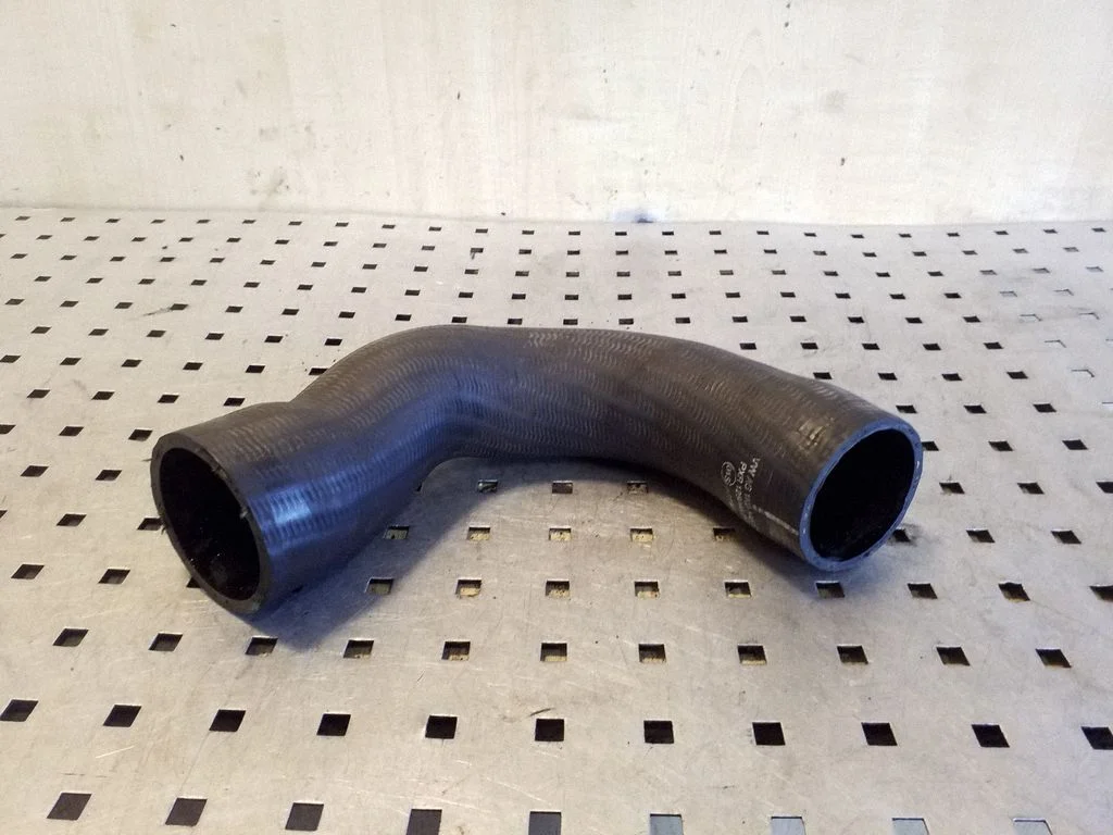 Intercooler hose/pipe 1K0145634AT