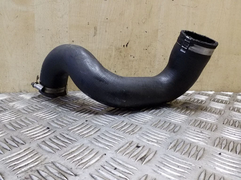 Intercooler hose/pipe PNH500223
