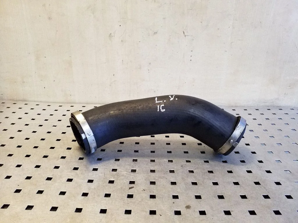 Intercooler hose/pipe 4H0145737R – Audi A8 S8 D4 4H (2010-2016)