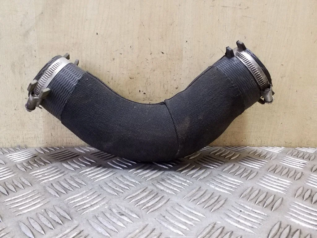 Intercooler hose/pipe 4G0145737AB