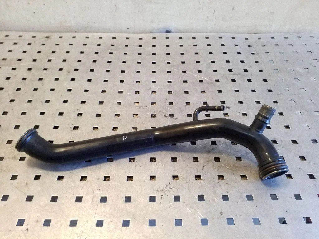 Intercooler hose/pipe