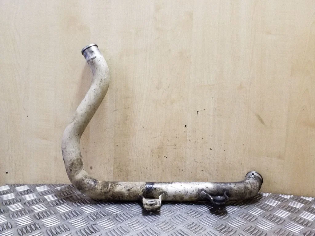 Intercooler hose/pipe