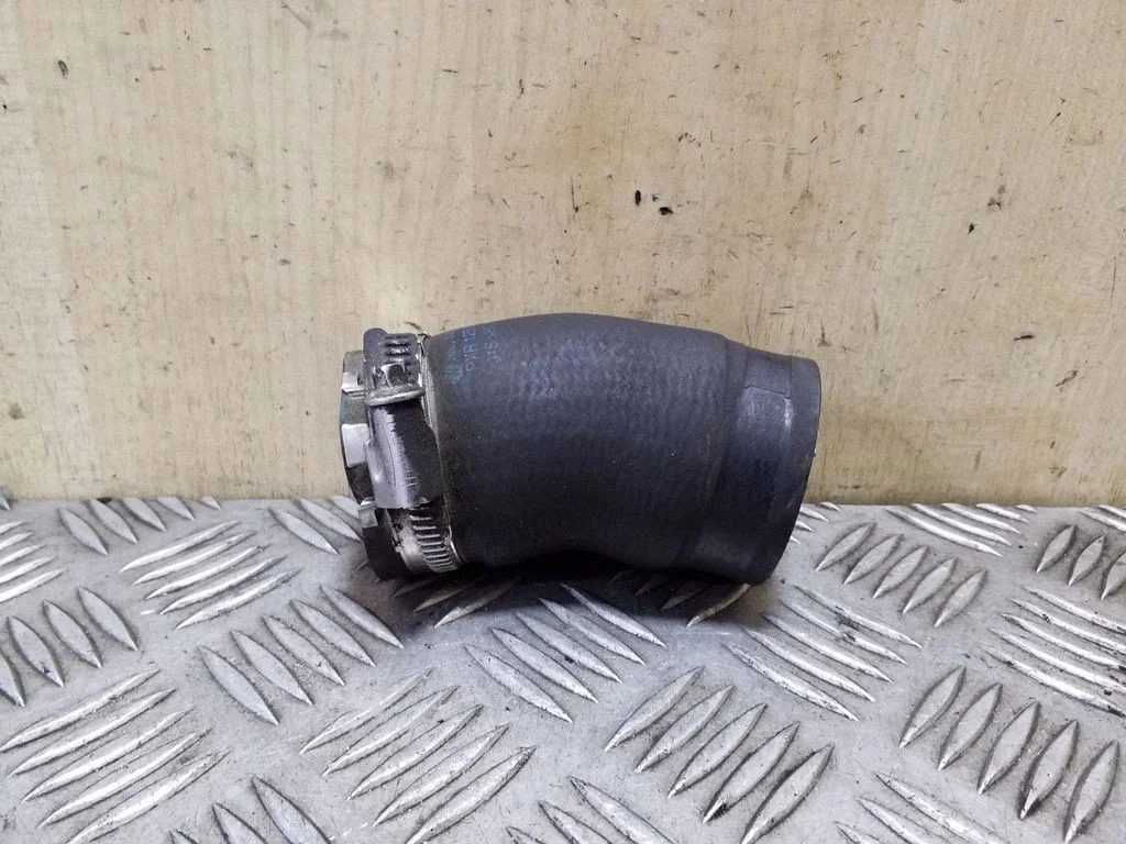 Intercooler hose/pipe 5N0145828E
