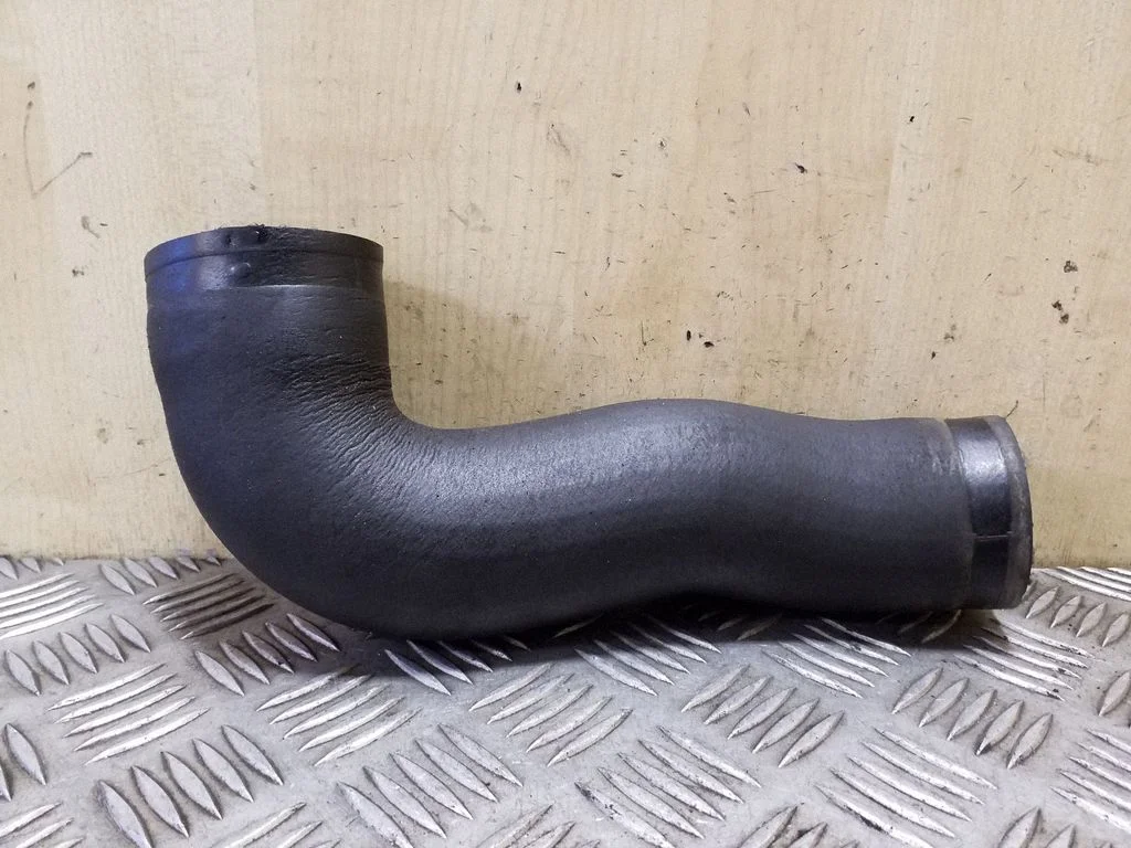 Intercooler hose/pipe