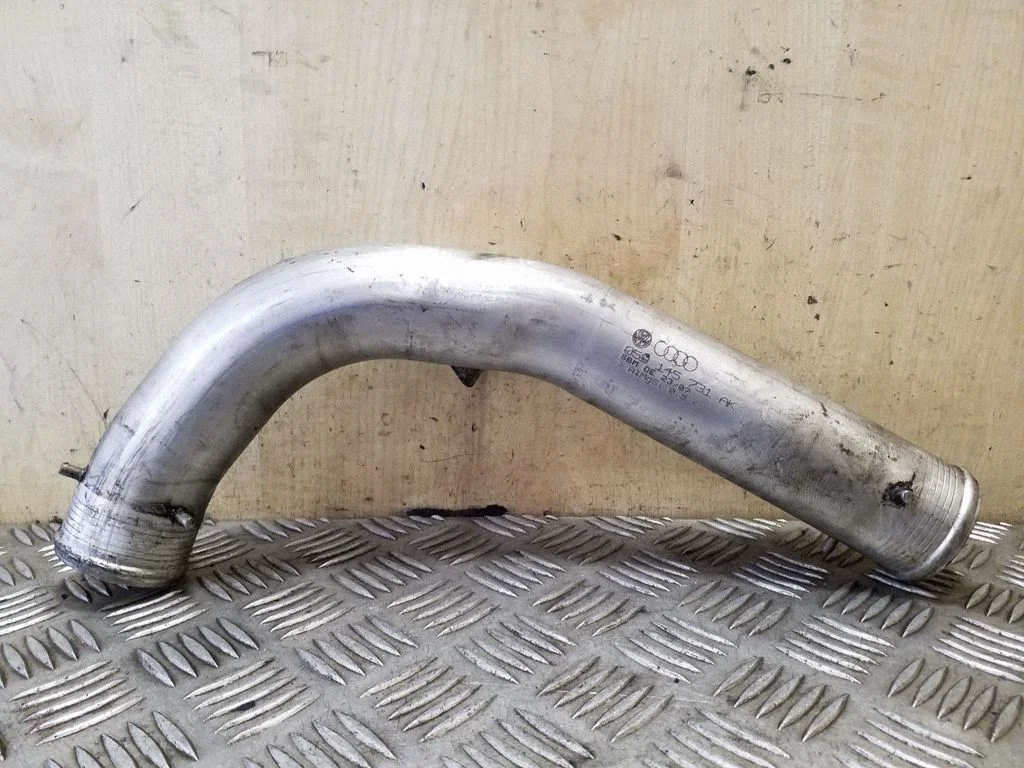 Intercooler hose/pipe 059145731AK