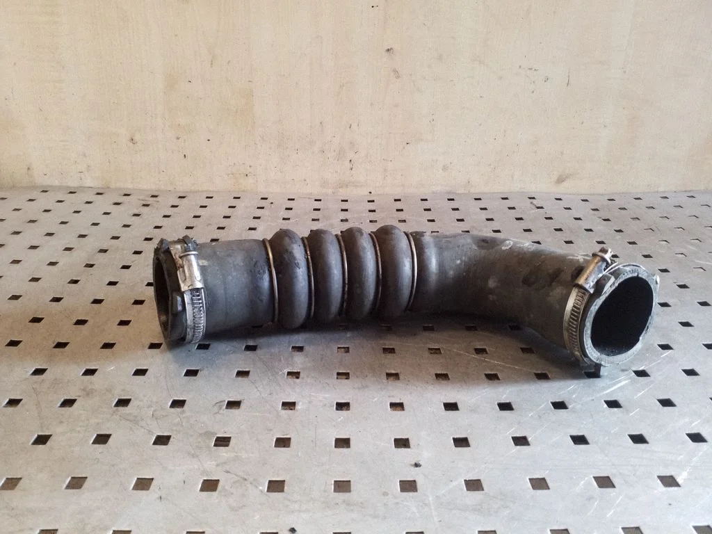 Intercooler hose/pipe – Audi A6 Allroad C6 (2006-2011)