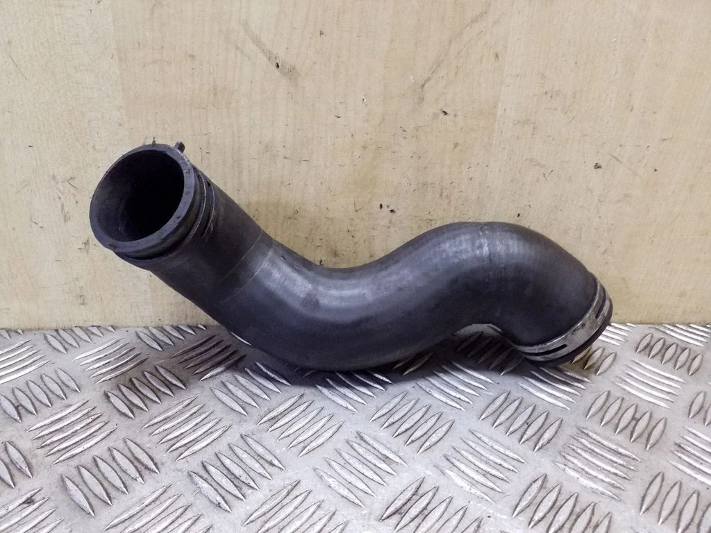 Intercooler hose/pipe 701145828