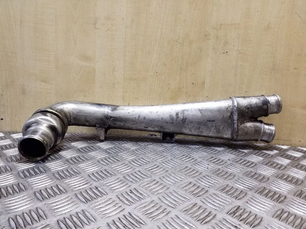 Intercooler hose/pipe 7L6145945J