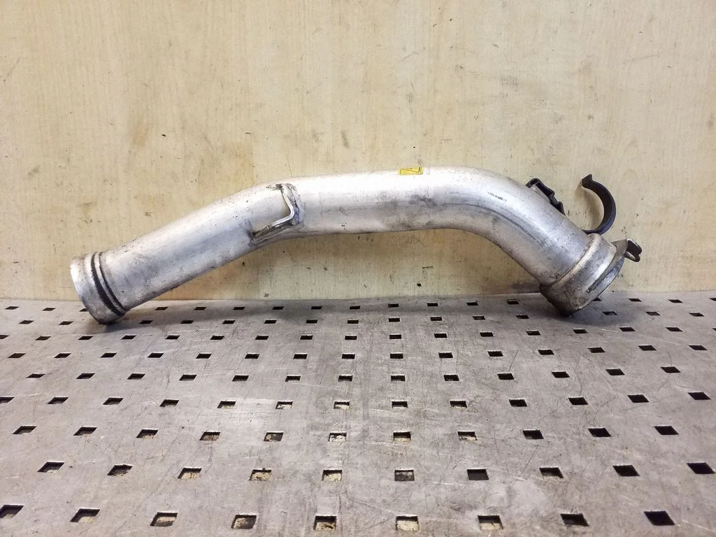 Intercooler hose/pipe A6420980807