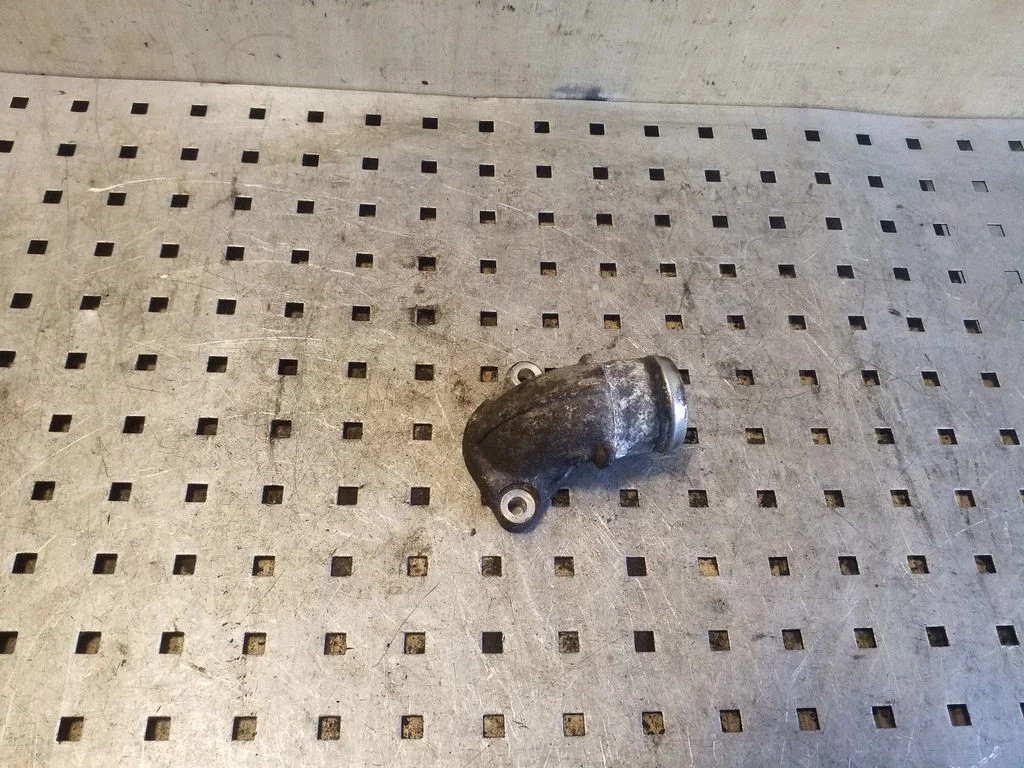 Intercooler hose/pipe