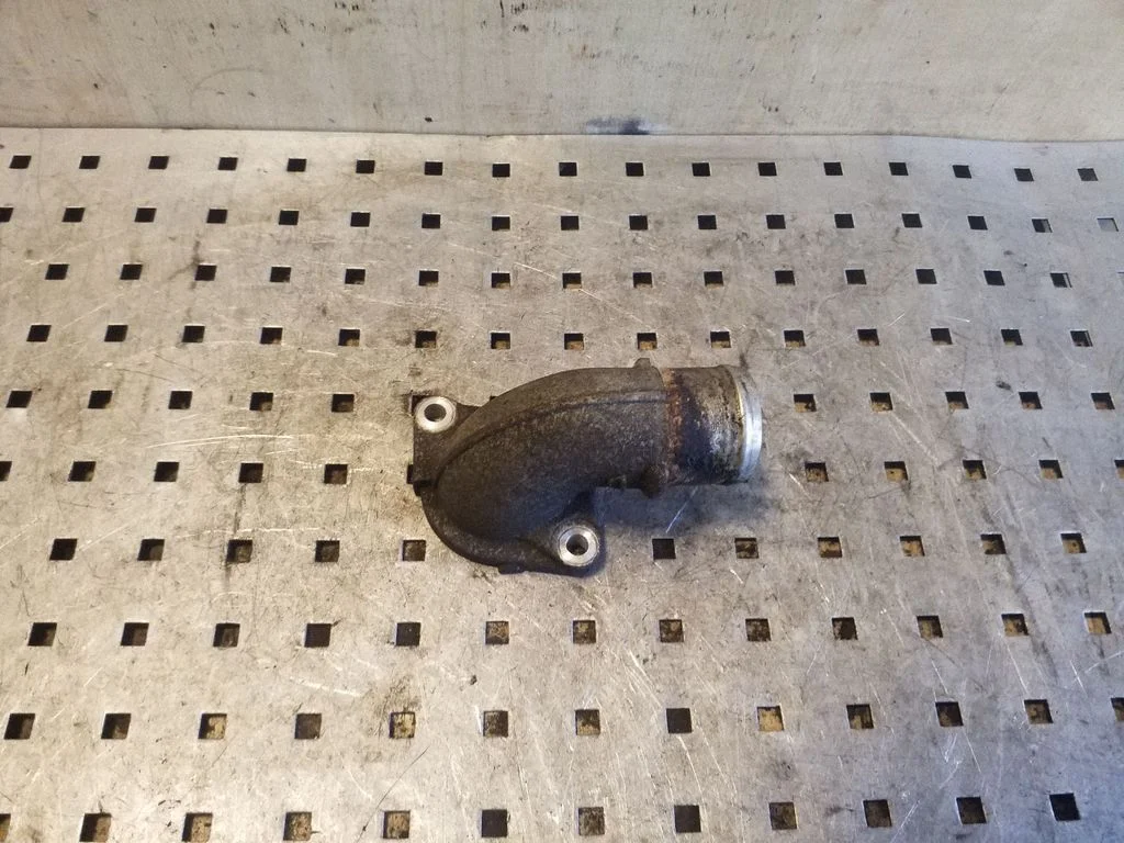 Intercooler hose/pipe