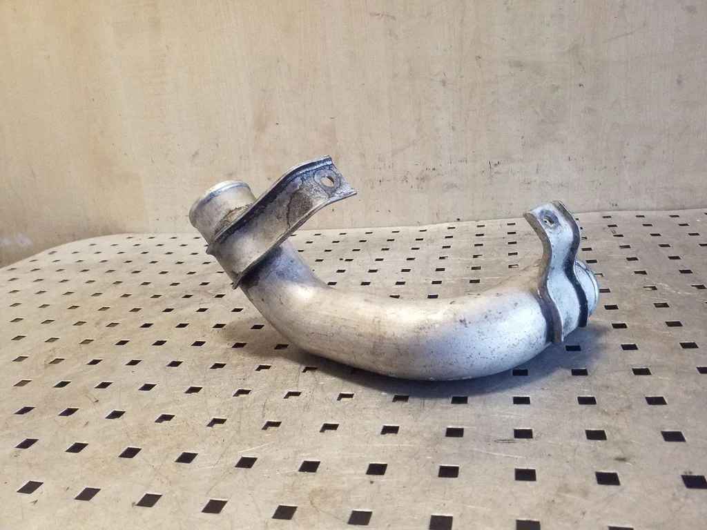Intercooler hose/pipe