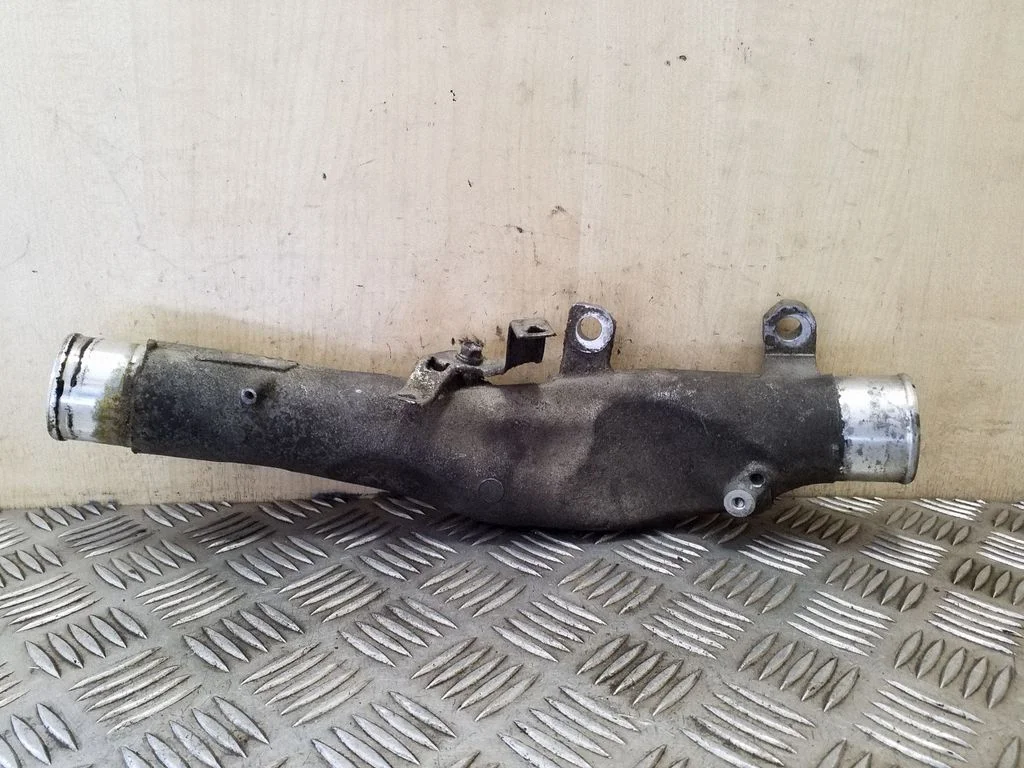 Intercooler hose/pipe