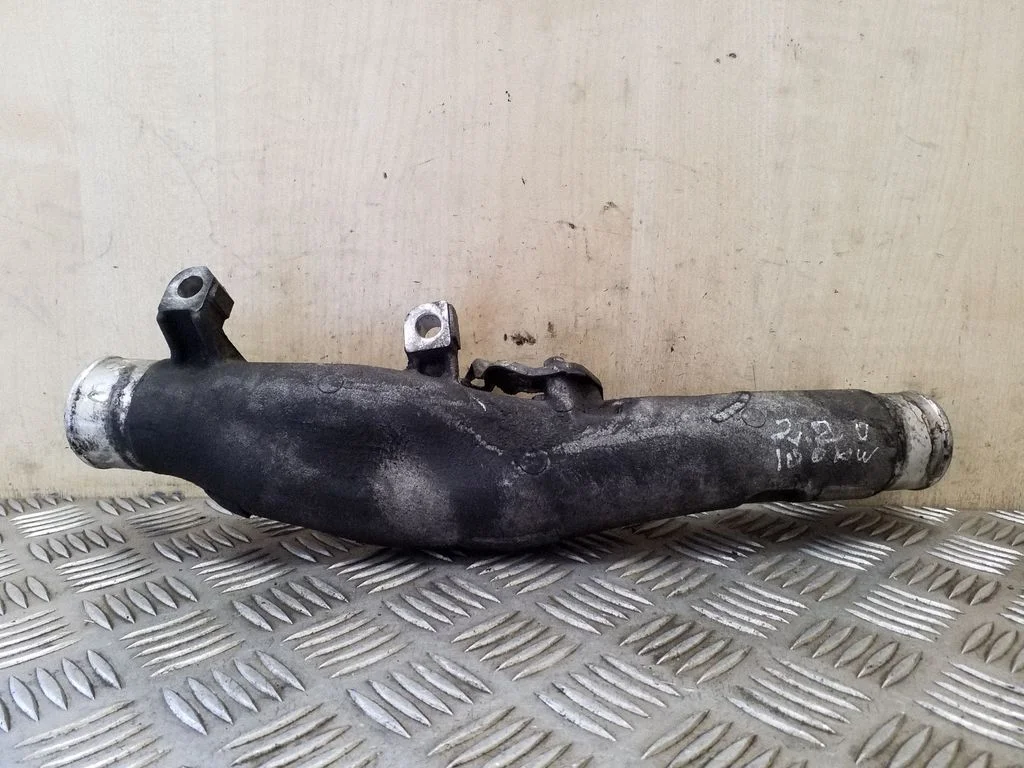 Intercooler hose/pipe