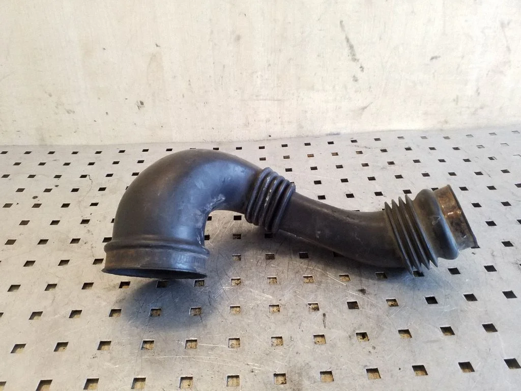 Intercooler hose/pipe 8683168