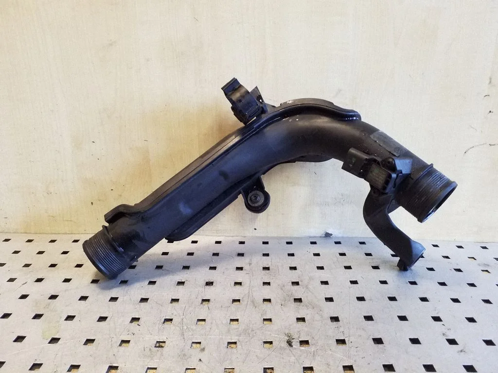 Intercooler hose/pipe 1K0145762HS