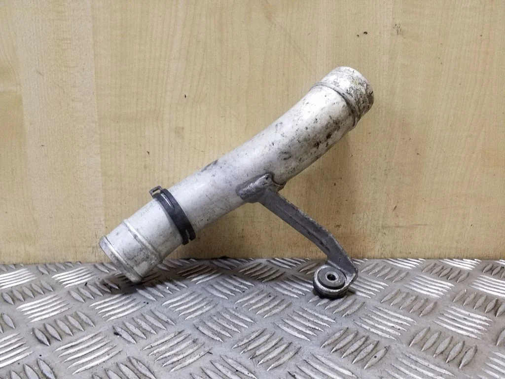 Wąż / rura intercoolera 7L6129654B