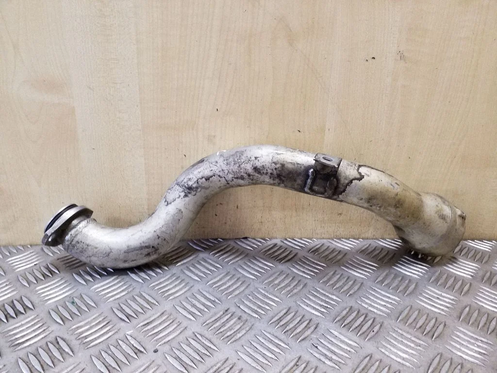 Wąż / rura intercoolera 7L6145942B