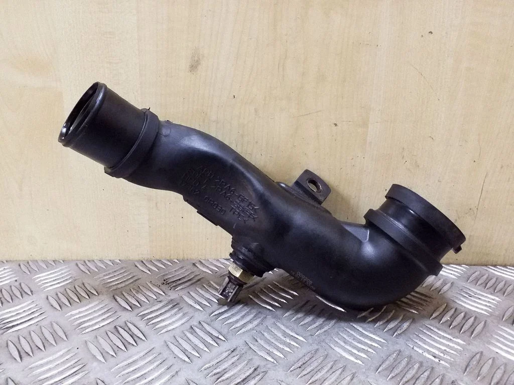 Intercooler hose/pipe 173620R030