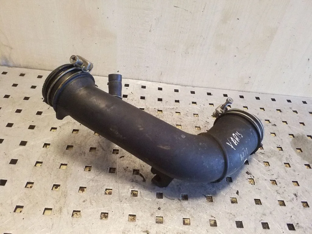 Intercooler hose/pipe – Toyota Yaris Verso (1999-2005)