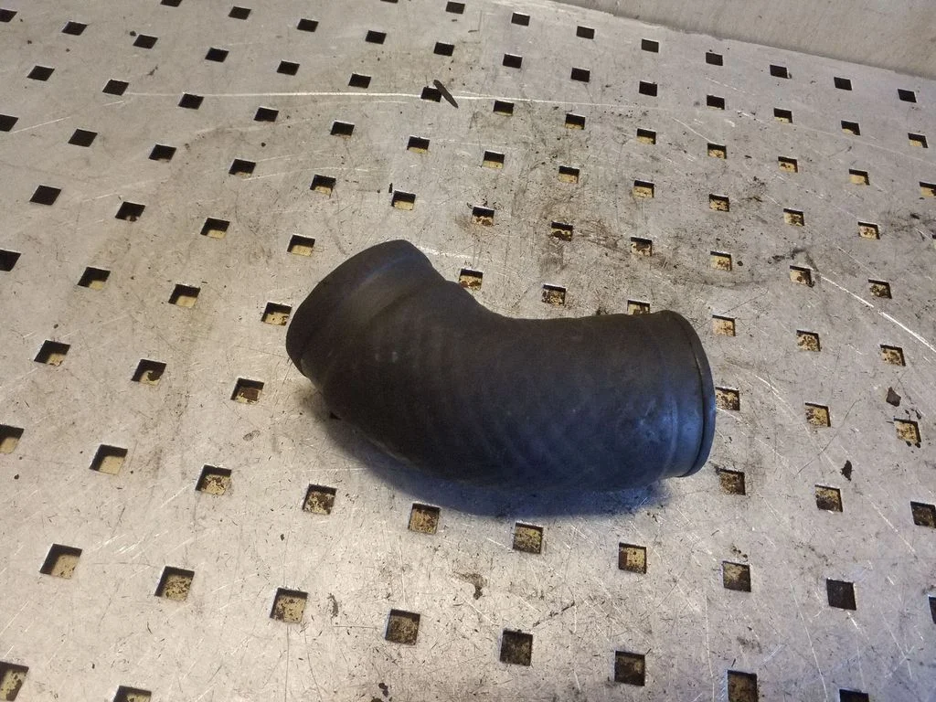 Intercooler hose/pipe – Toyota Yaris Verso (1999-2005)