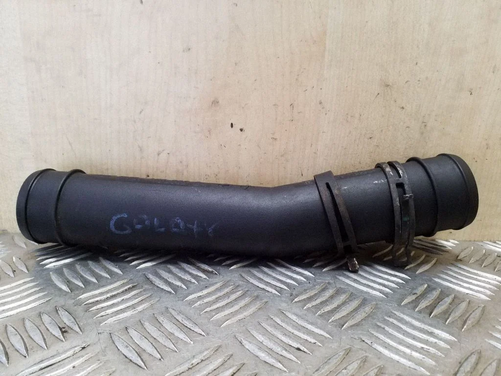 Intercooler hose/pipe 7M3145957A