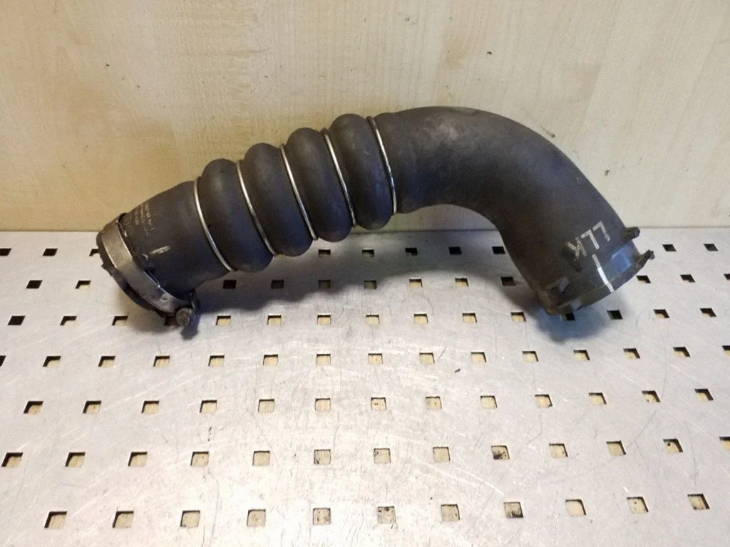 Intercooler hose/pipe 4F0145738F