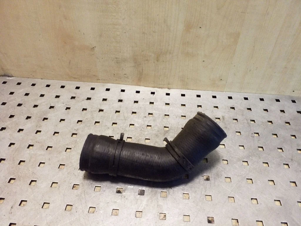 Intercooler hose/pipe 6Q0145834