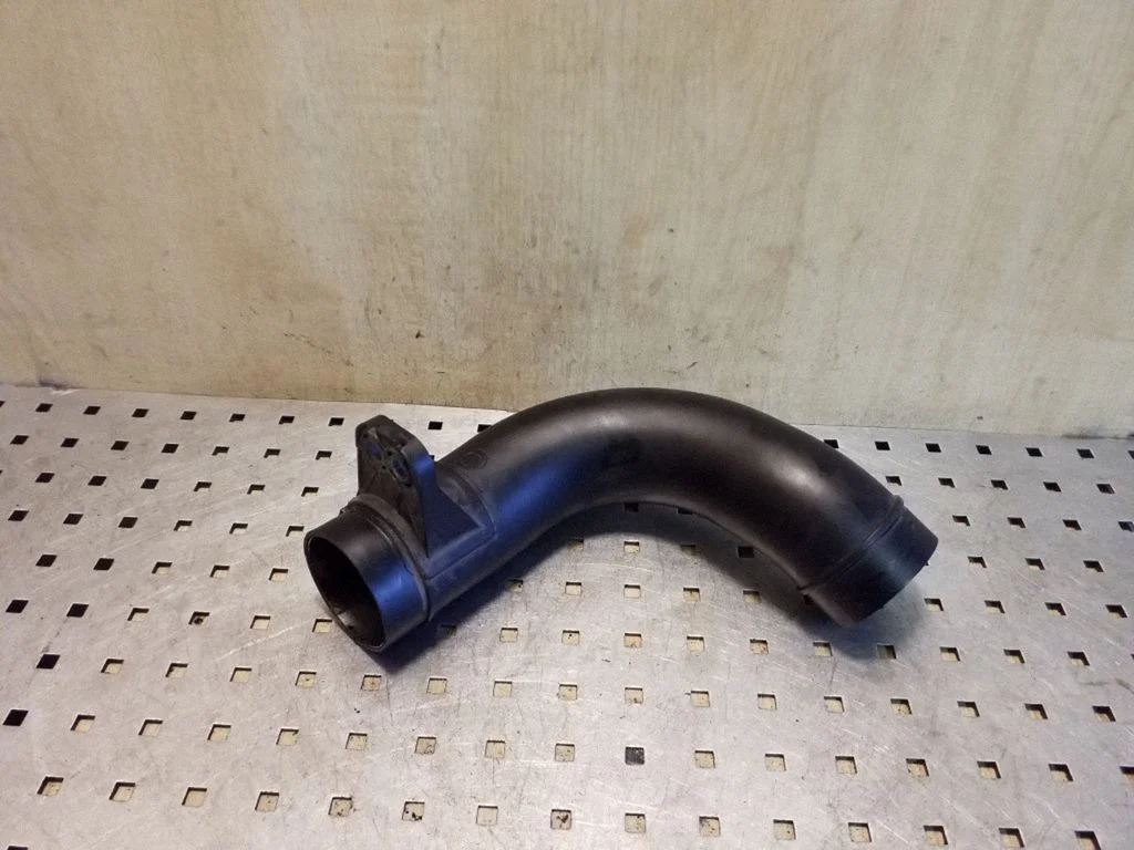 Wąż / rura intercoolera – Subaru Outback (2009-2014)