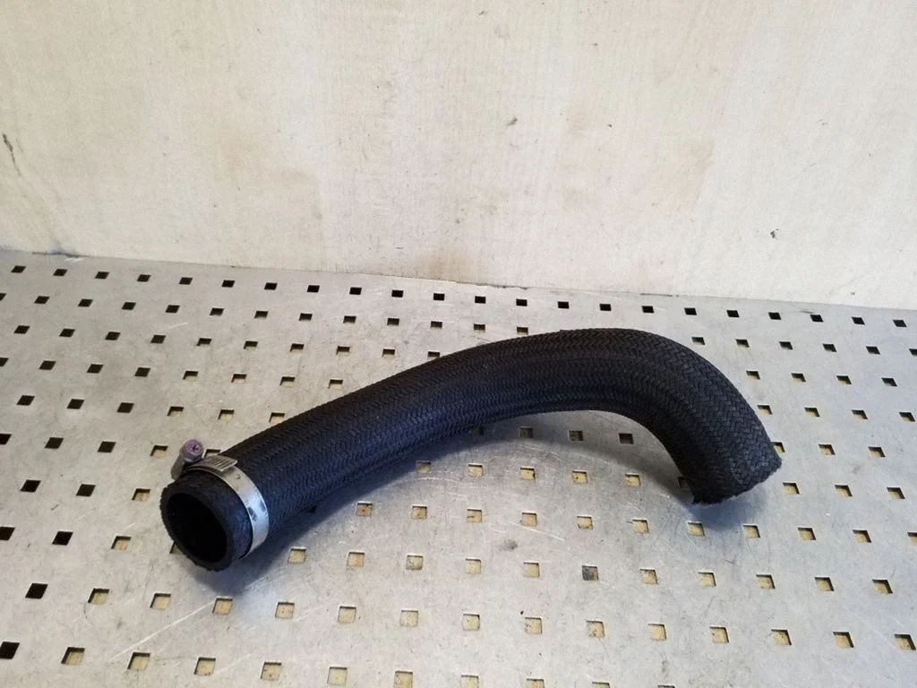 Intercooler hose/pipe