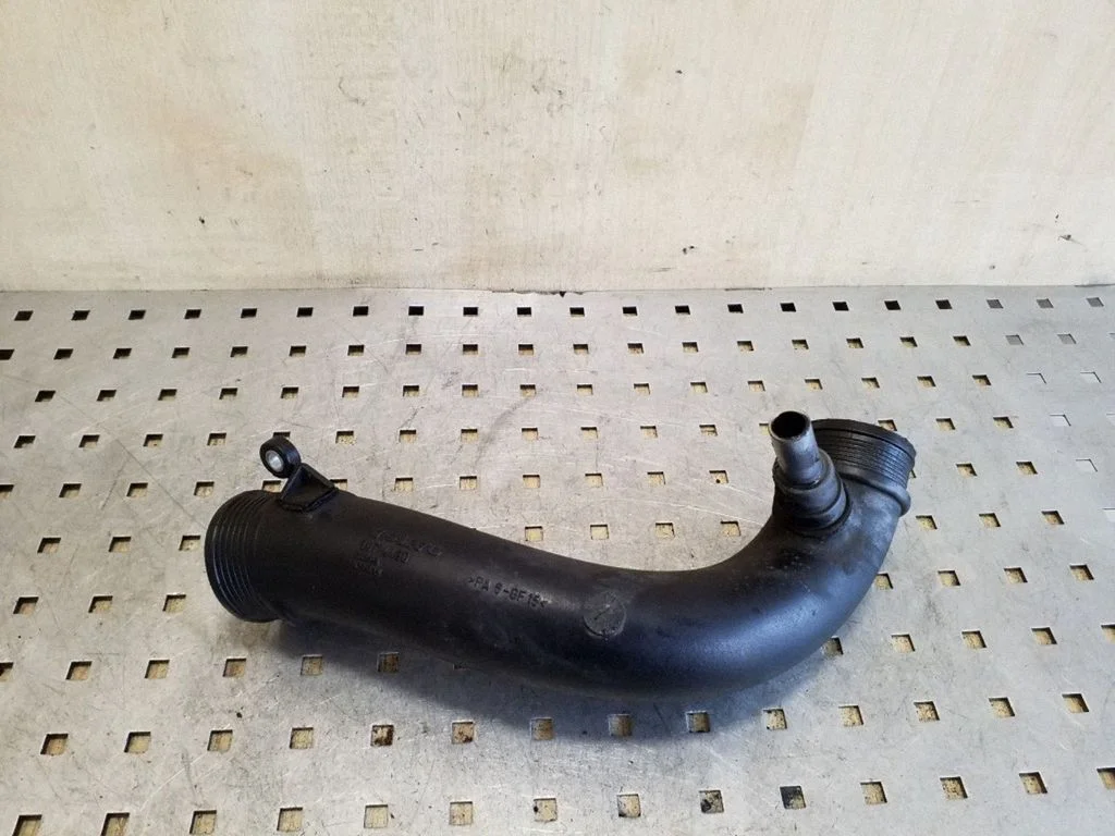 Intercooler hose/pipe 30714480
