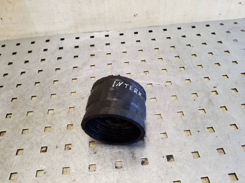Intercooler hose/pipe