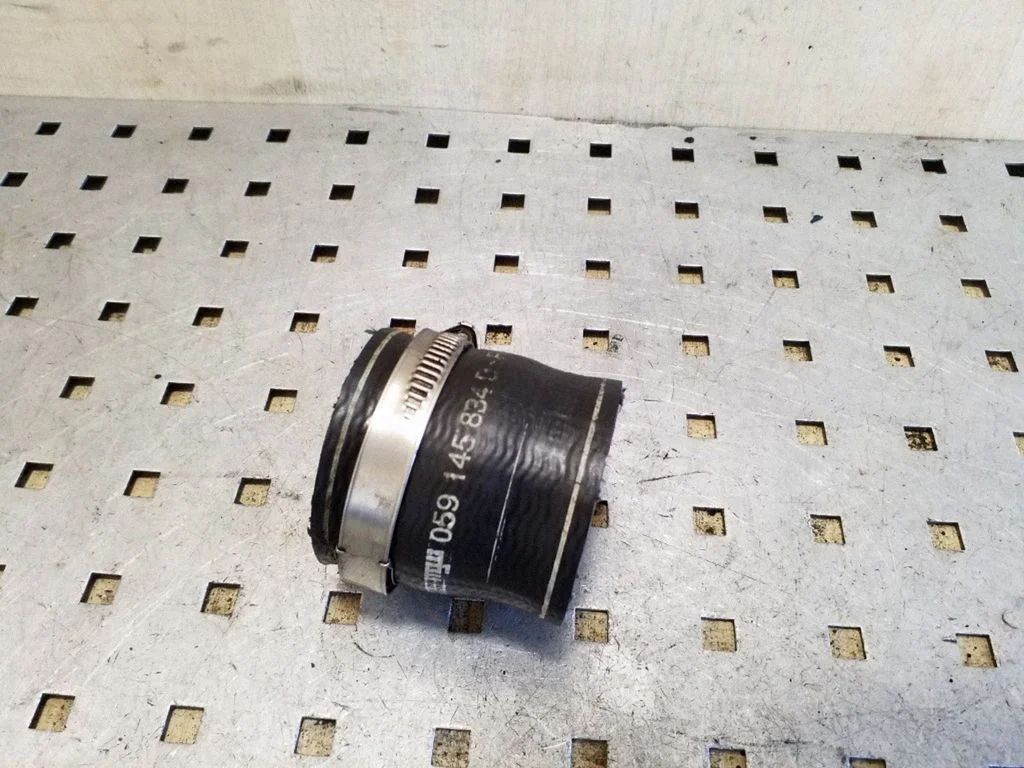 Intercooler hose/pipe 059145834D